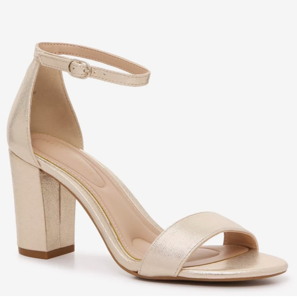 Elegant Silver Women's Sandals
